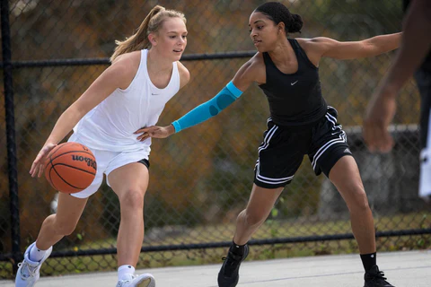 Training for Basketball: Best Methods and Workouts for Improving Your Game!